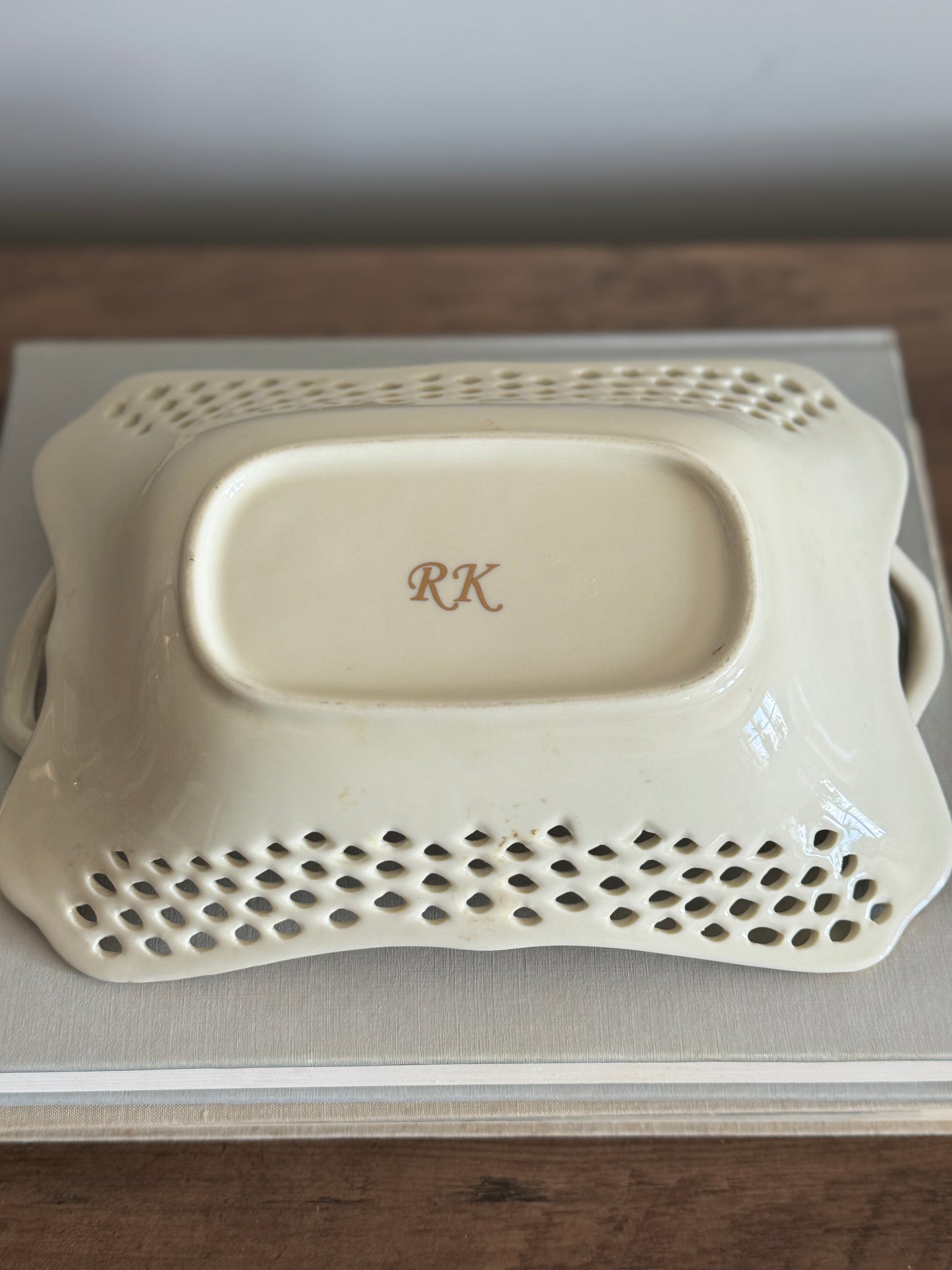 Vintage rose tray with basket edging and gold trim