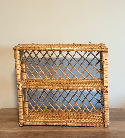 Wicker shelf