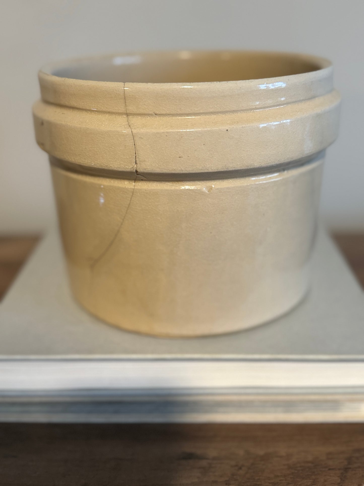 Viceroy Cheese Co. crock as found